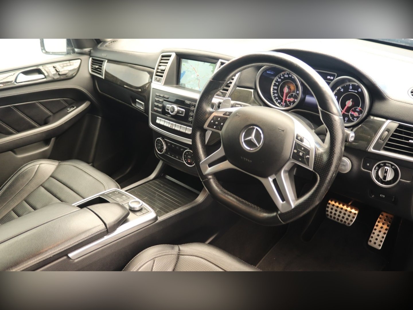 Used 2015 MercedesBenz M Class ML63 AMG 5dr Auto [Premium