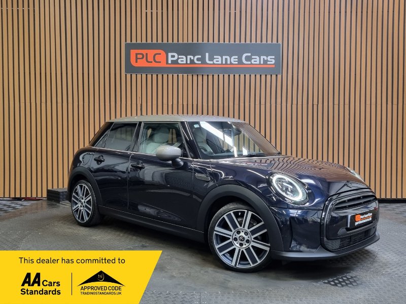 2023 Mini Hatch 1.5 Cooper Exclusive Hatchback 5dr Petrol Steptronic - BEAUTIFUL CAR -