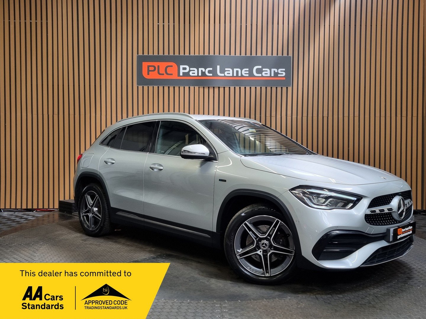 Mercedes-Benz GLA listing photo