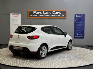 /photos/10384/9636c4aa-4f23-5ab1-508d-b8dc68ed9fe9_i320x240.jpg