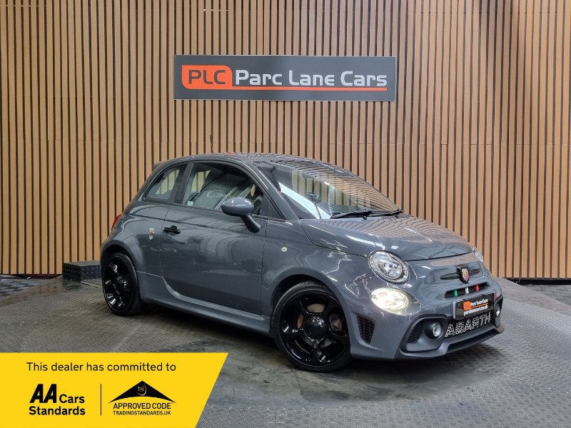 2017 Abarth 595 Hatchback 1.4 T-Jet Hatchback 3dr - STUNNING WITH GOOD SERVICE HISTORY -