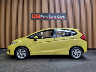 /photos/10384/bf51163c-35bc-792b-35e0-0c1883674cc0_i320x240.jpg