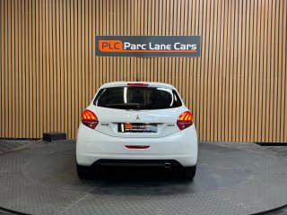 /photos/10384/f1e24281-5ab4-9d94-9d2c-ab0e6c499683_i320x240.jpg